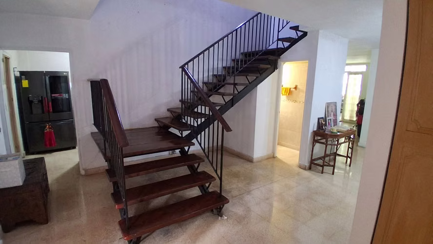Villa de las Fuentes, 264mts, 3rec, 3.5 banos, $295,000 - Imagen 4