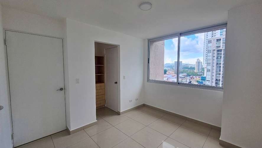 APARTAMENTO EN LA EXCLUSIVA AREA DE COSTA DEL ESTE