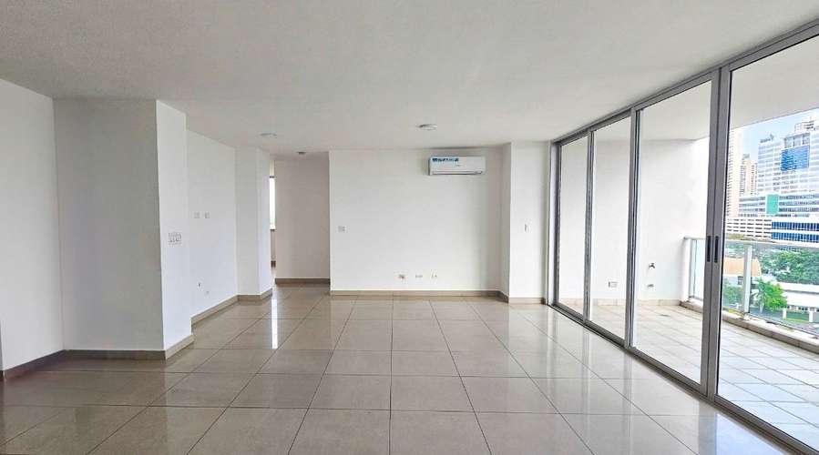 APARTAMENTO EN LA EXCLUSIVA AREA DE COSTA DEL ESTE