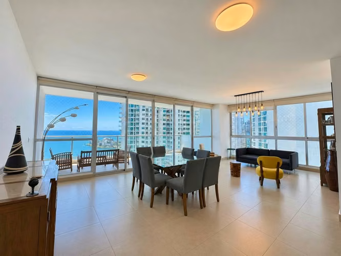 Venta Pta Pacífica | P.H. Oceanaire | Vista Frontal al Mar ($450,000)