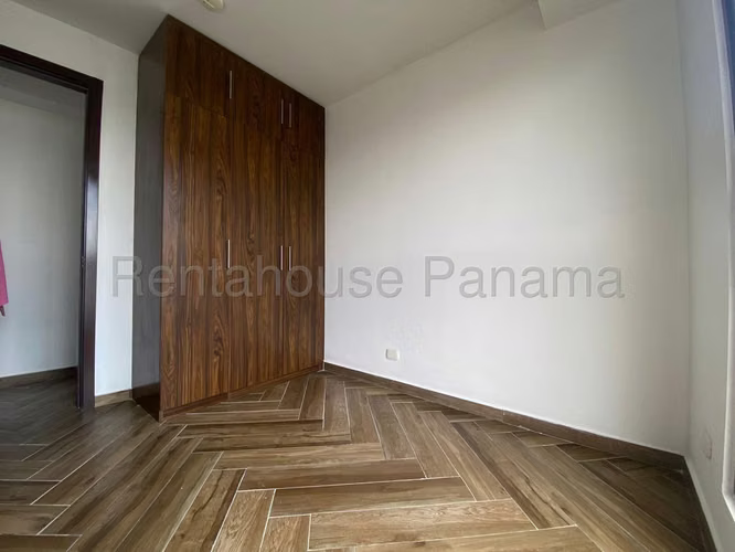 Alquiler de Apartamento en Vista Hermosa 27MGO2859