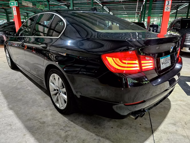 BMW 528i 2011