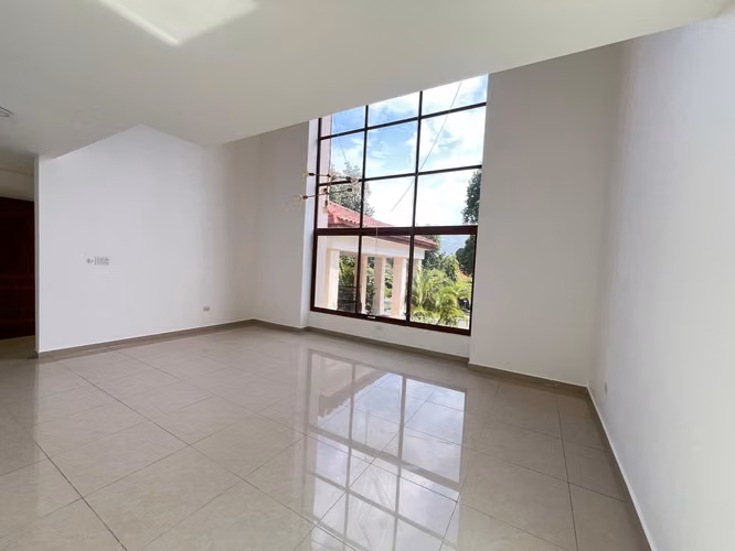 SE ALQUILA CAMINO DE CRUCES $4,500 - Imagen 12