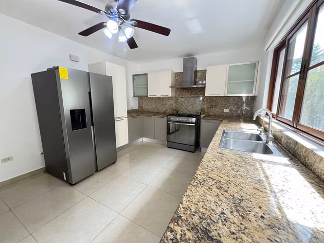 SE ALQUILA CAMINO DE CRUCES $4,500 - Imagen 5