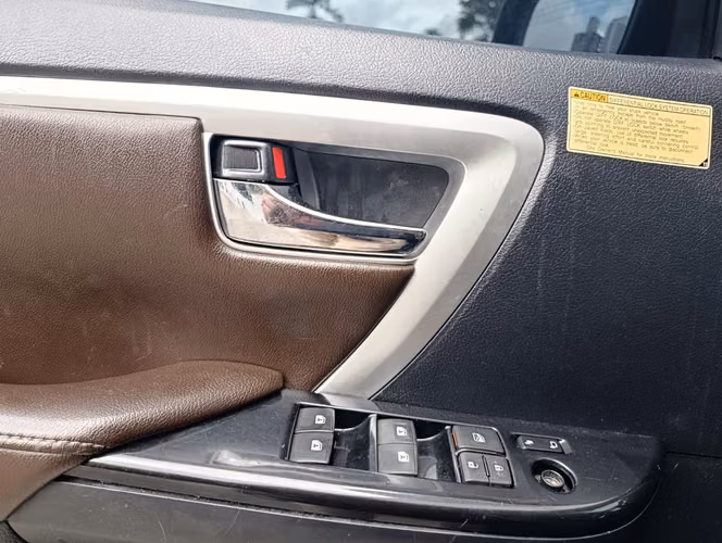 TOYOTA FORTUNER 2017 FULL EXTRA  - Imagen 11