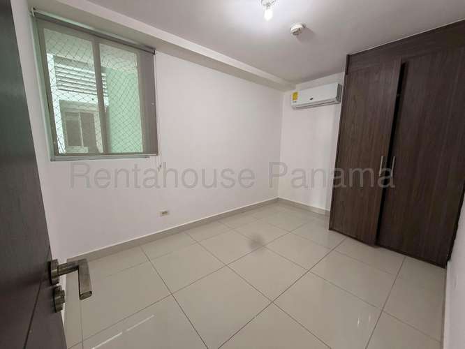 Alquiler de Apartamento en Carrasquilla 27MGO25