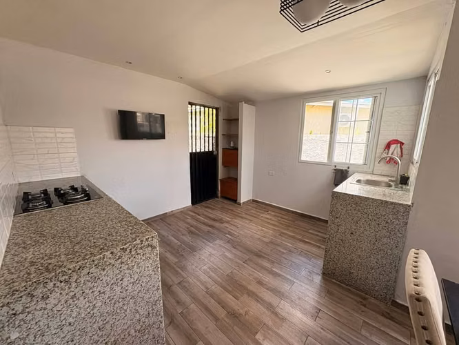 Alquio casa en Cerro Viento, Rufina Alfaro - Imagen 5