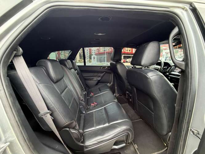 Ford Everest 2020