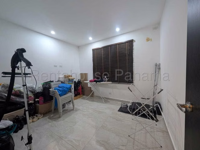 J2876GRR Venta de Casa en Reparto Nuevo Panama  - Imagen 14