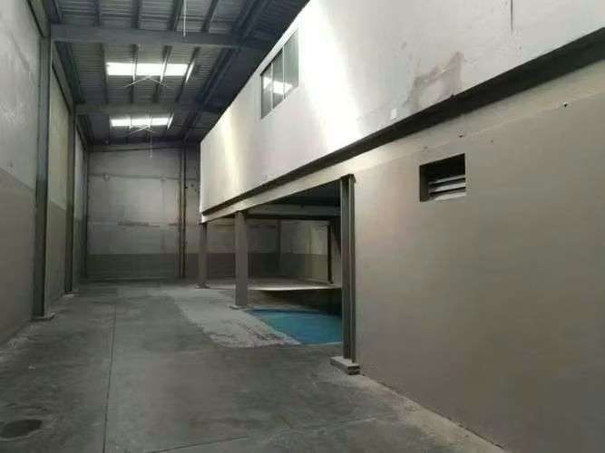 Alquiler de Bodega con Electricidad Trifasica 