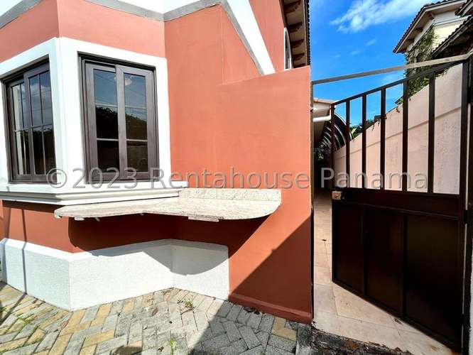 Amplia Casa en Venta en Costa Sur | 4 Recámaras 25EPP6082 - Imagen 13