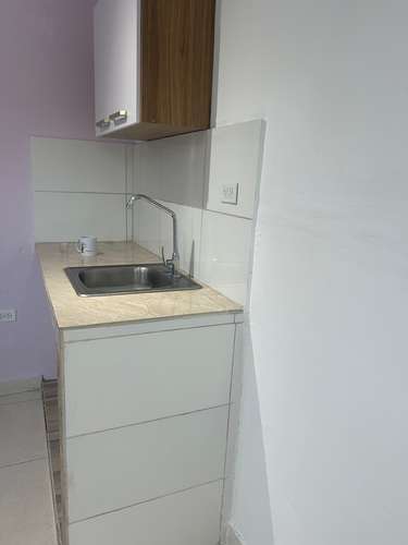 Alquilo apartamento recién construido, excelente ventilación e iluminación listo para entregar 