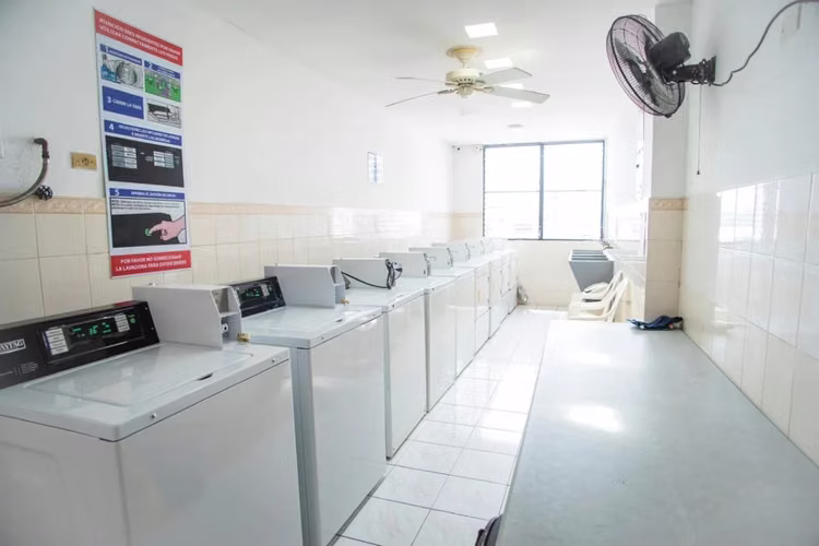 Alquiler de apartamento amoblado en El Cangrejo totalmente remodelado - Imagen 17