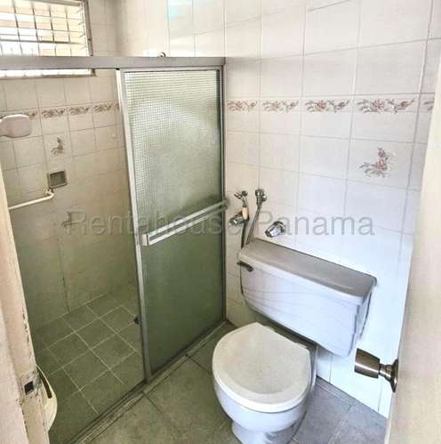 Venta de Casa Remodelada en Villa Lucre 27*2032Mfk - Imagen 11
