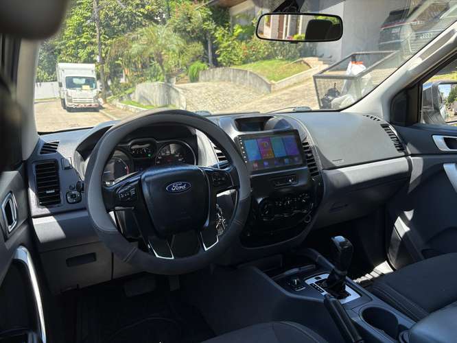 Ford Ranger Automático 4x4  - Imagen 2