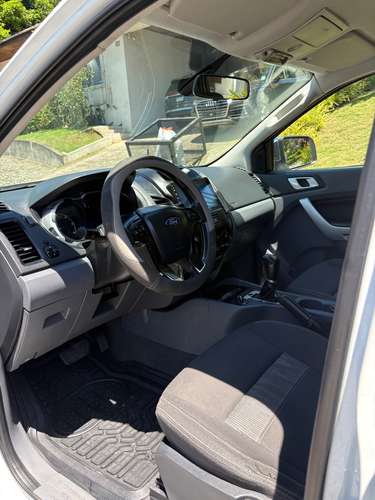 Ford Ranger Automático 4x4  - Imagen 3