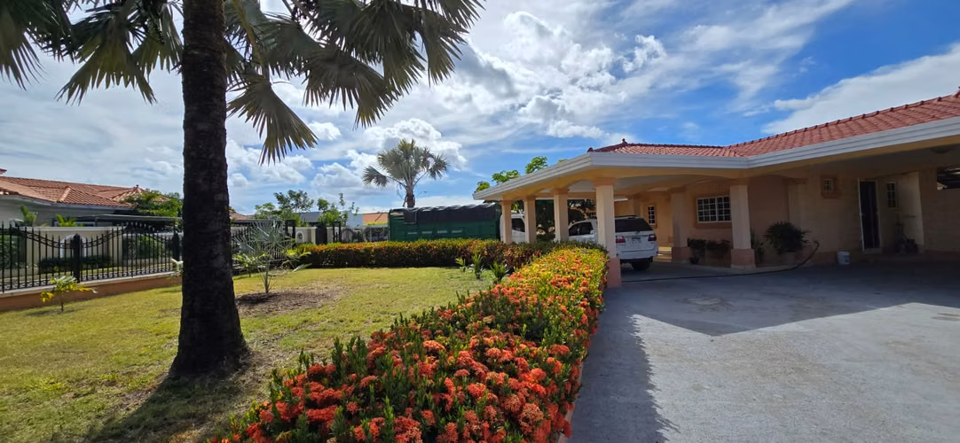 CASA EN VENTA | RESIDENCIAL CORPUS CHRISTI, VILLA DE LOS SANTOS, PANAMÁ - FS