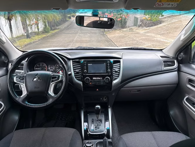 Mitsubishi L200 Automático 4x4  - Imagen 5