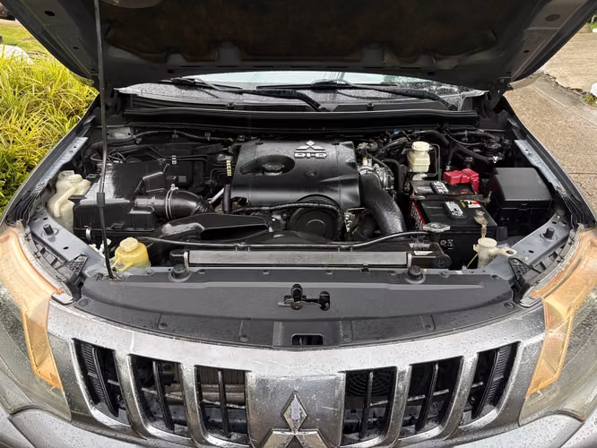 Mitsubishi L200 Automático 4x4  - Imagen 10