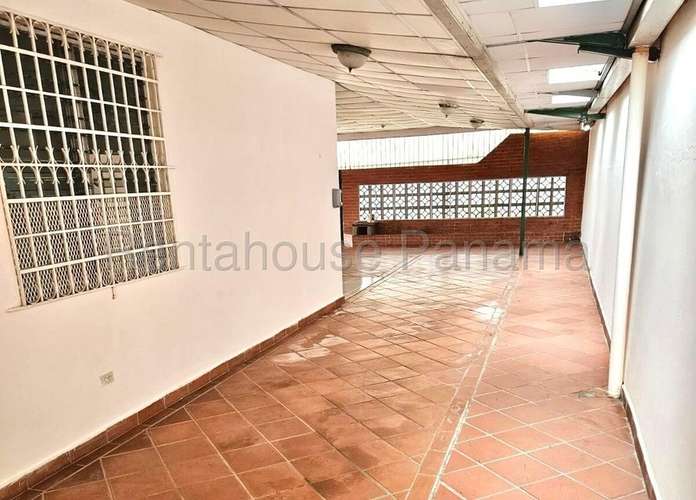 Casa Remodelada en Venta en Villa Lucre KC - Imagen 11