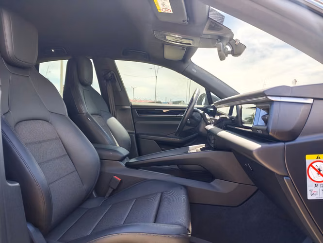 Porsche Macan 4