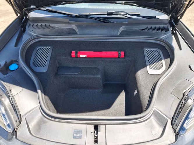 Porsche Macan 4