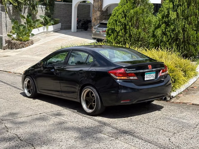 Honda Civic Automático  - Imagen 4