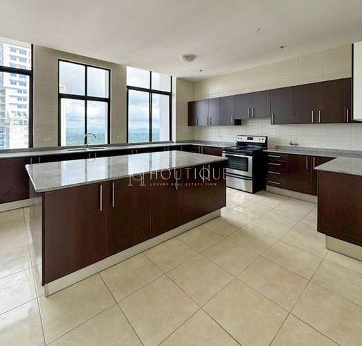 Alquiler en Betania PH Pacific Hills