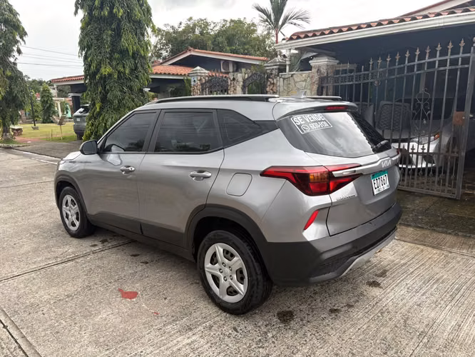 Kia Seltos 2022 Aitomatica- Excelente Estado - SUV Familiar