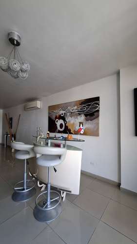 ALQUILER DE APARTAMENTO EN OBARRIO | 190 m² | 3 RECAMÁRAS | 5 BAÑOS, BALCÓN | VISTA PANORAMICA $2,200 /MES