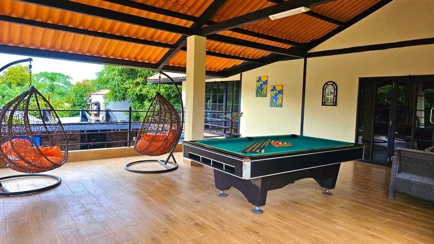 ACOGEDORA CASA DE PLAYA CON MESA DE BILLAR - Imagen 4