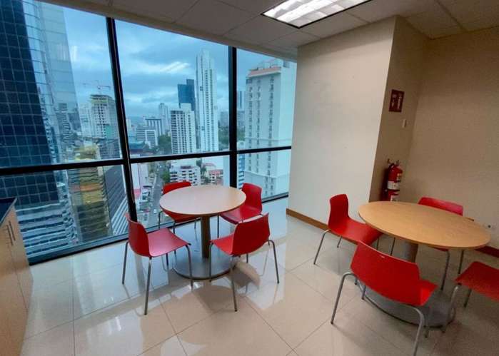 Oficina corporativa amoblada en alquiler en Financial Tower, Calle 50, Panamá - Imagen 4