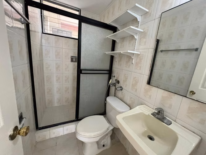 ALQUILER APARTAMENTO TUMBA MUERTO - Imagen 6