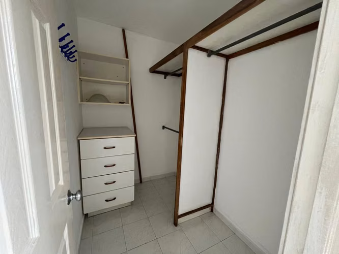 ALQUILER APARTAMENTO TUMBA MUERTO - Imagen 5