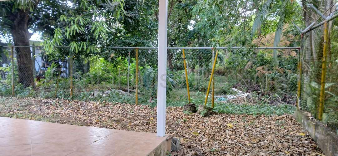 271746. Se vende casa 257m de construcción y 558m de terreno, 3 recámaras, 2 baños