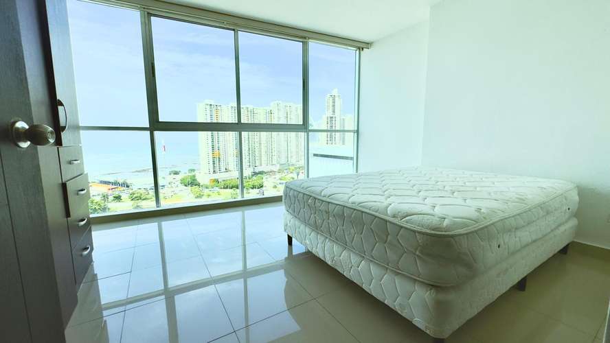 ! Apartamento en San Francisco I con balcón y vista al mar - Imagen 11