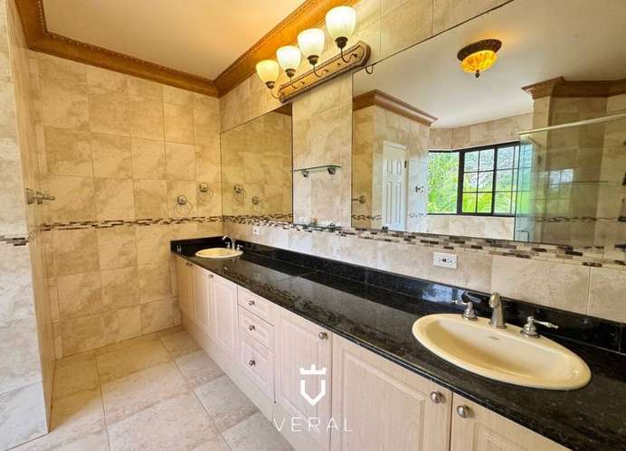 Venta de Casa con piscina en Clayton - Clayton Village (MM) - Imagen 12