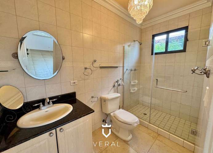 Venta de Casa con piscina en Clayton - Clayton Village (MM) - Imagen 14
