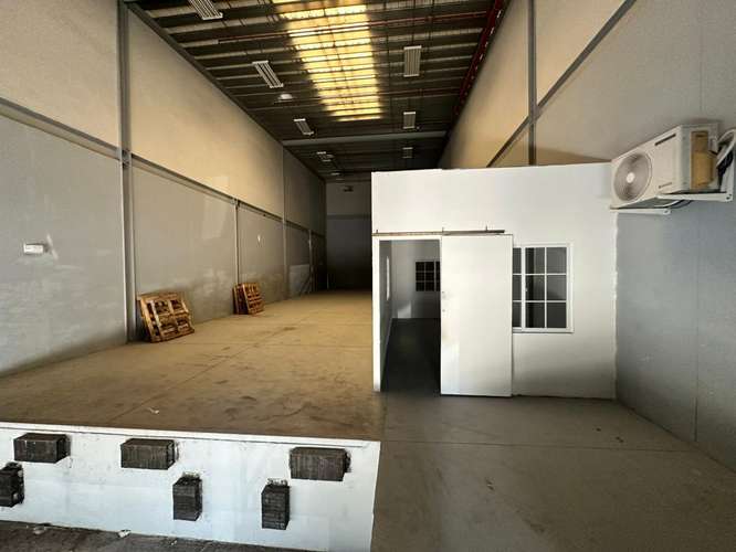 Alquiler de Bodega con Oficina  - Imagen 7