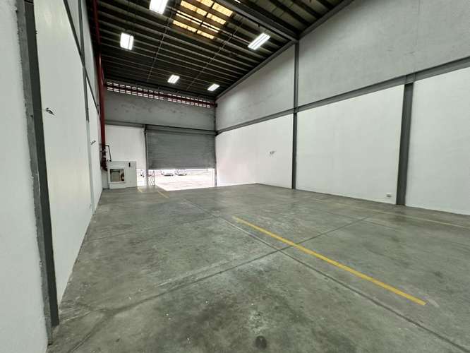 Alquiler de Bodega con Oficina  - Imagen 12