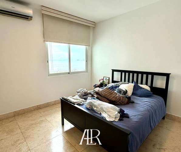 Alquiler de apartamento frente al mar  - PH Acqua II