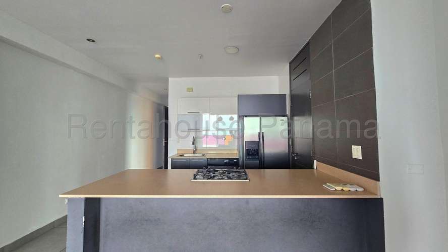 Apartamento en Venta en Avenida Balboa con Vista al Mar KC - Imagen 4