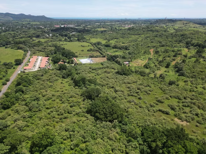 Venta de Terreno en Bejuco, Chame, 3.5 hectáreas - Imagen 8