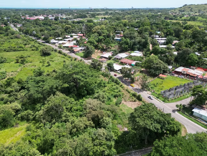 Venta de Terreno en Bejuco, Chame, 7 hectáreas - Imagen 5