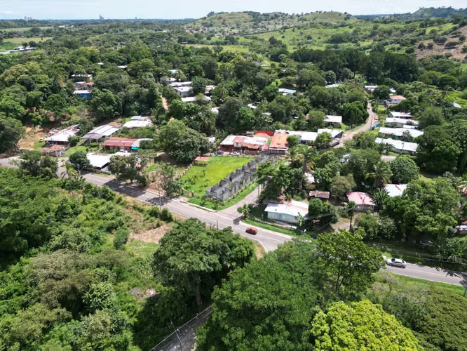 Venta de Terreno en Bejuco, Chame, 7 hectáreas - Imagen 4