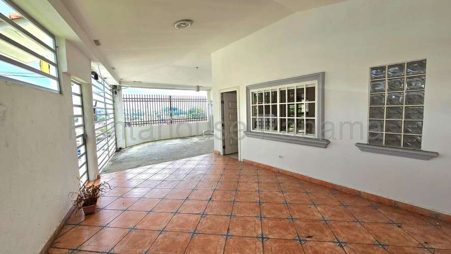 Casa Remodelada en Venta en Betania KC - Imagen 2