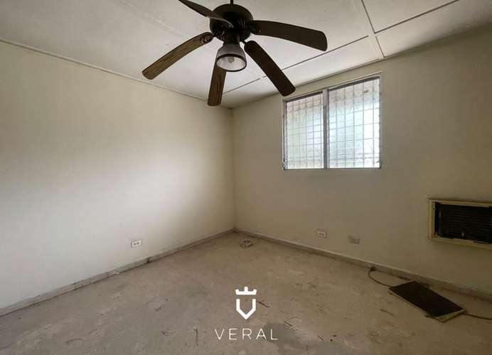 Venta de casa para remodelar en La Loma - Pueblo Nuevo, Hato Pintado (MFV) - Imagen 9