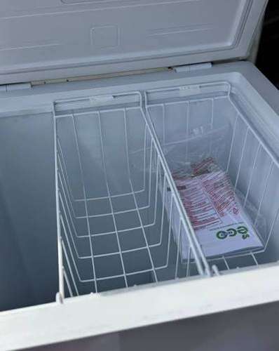 Nevera, congelador, silla, plancha 1 quemador, letrero, cajón de efectivo, silla de bebe - Imagen 7