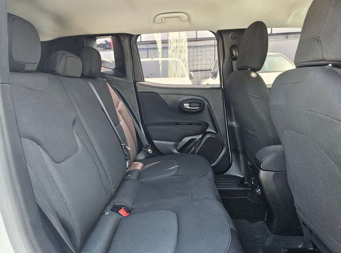 Jeep Renegade Sport 2022 - Imagen 15