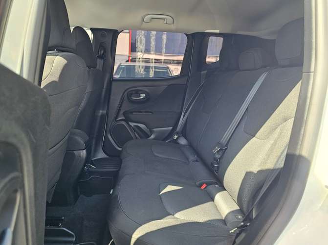 Jeep Renegade Sport 2022 - Imagen 14